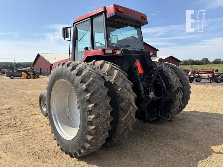 1992-case-ih-7110-image-3