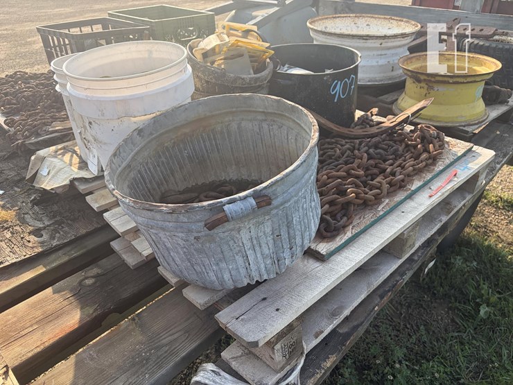 equipment-chains-image-2