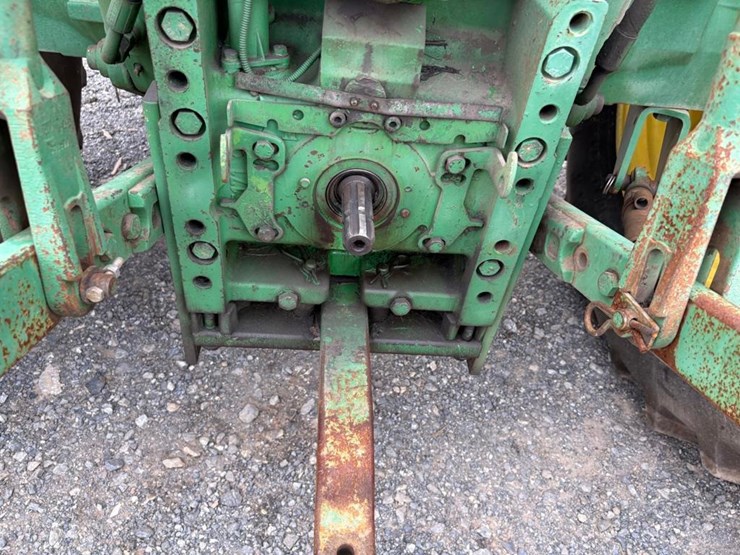 john-deere-6405-image-17