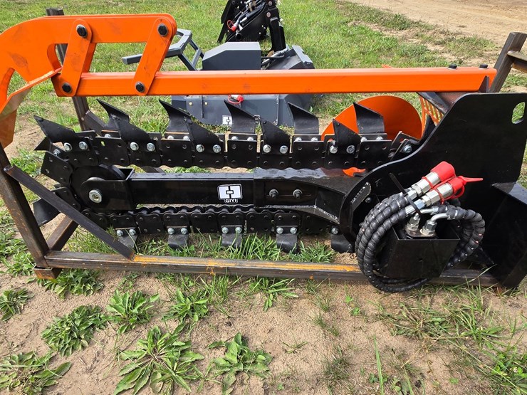 #2069-•-mini-trencher-39"-image-2