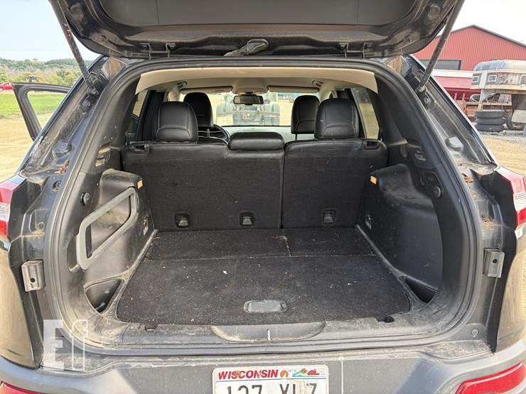 2015-jeep-cherokee-limited-image-7