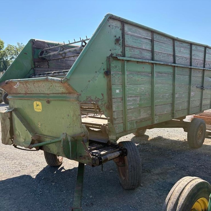 JOHN DEERE 115