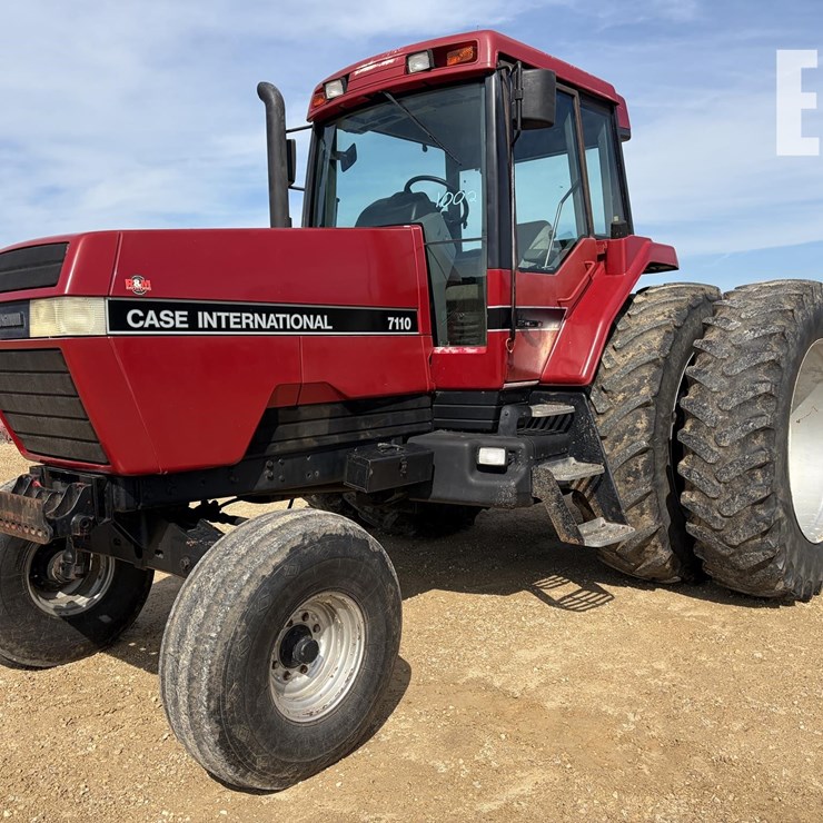 1992 CASE IH 7110
