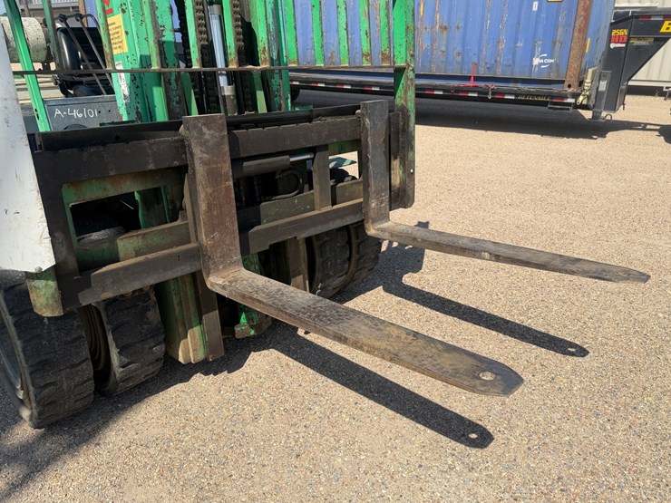 komatsu-fg45t-6-image-23