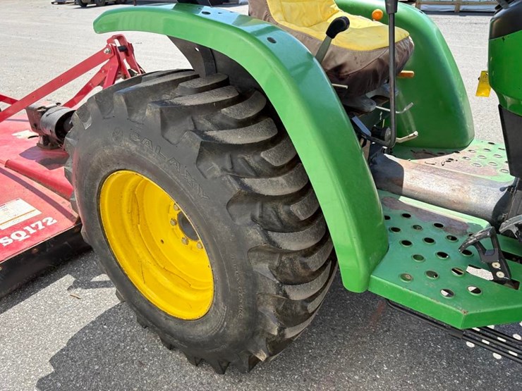 john-deere-3203-image-13