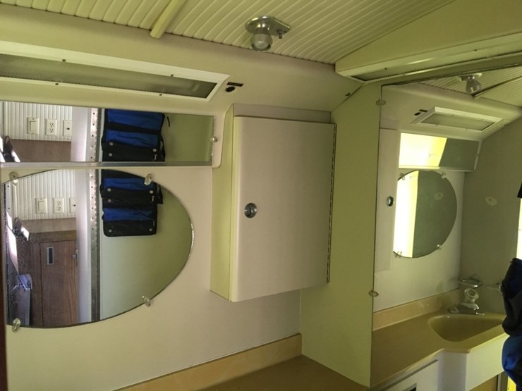 1977-blue-bird-wanderlodge-31ft-motor-home,-image-16