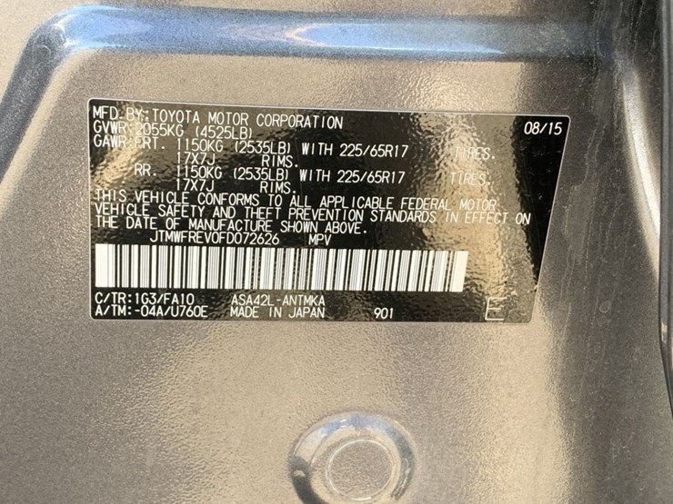 2015-toyota-rav4-image-16