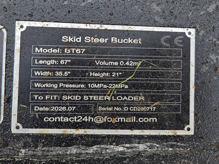 #2102-•-skid-steer-bucket-67"-image-3