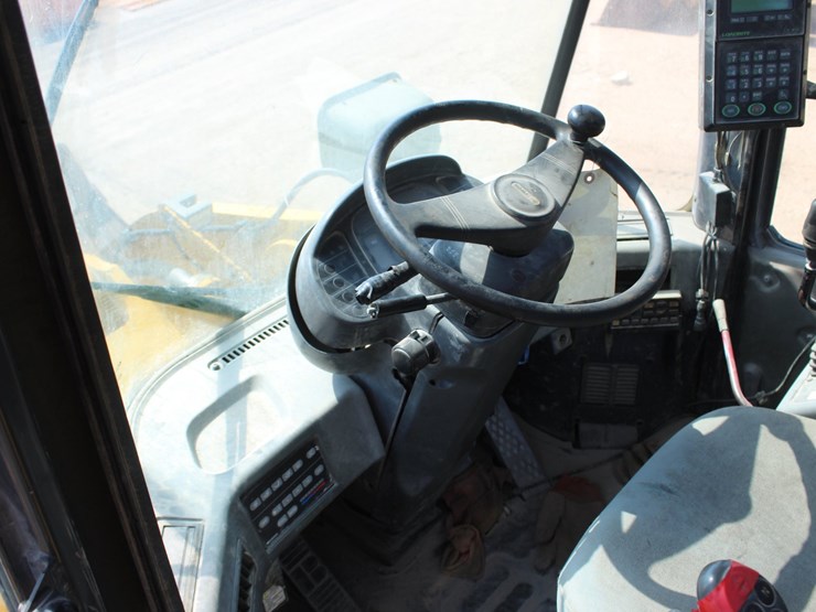 komatsu-wa500-3l-image-7