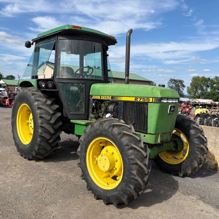JOHN DEERE 2755