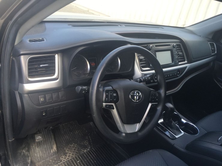 2019-toyota-highlander-image-9