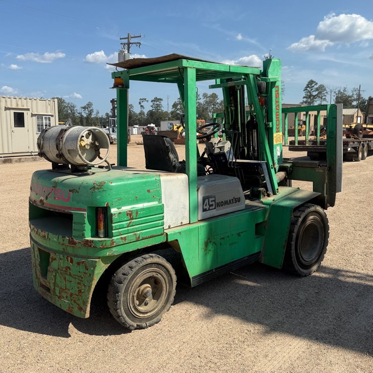 KOMATSU FG45T-6
