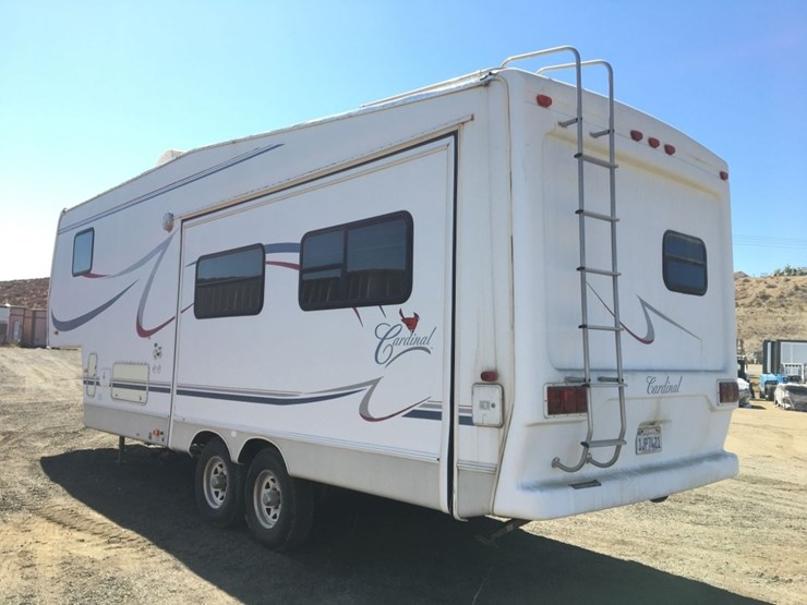 2004-forest-river-cardinal-26ft-5th-wheel-travel-image-3