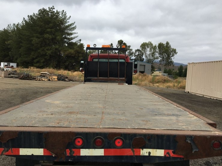 2014-freightliner-m2-flatbed-truck,-image-13