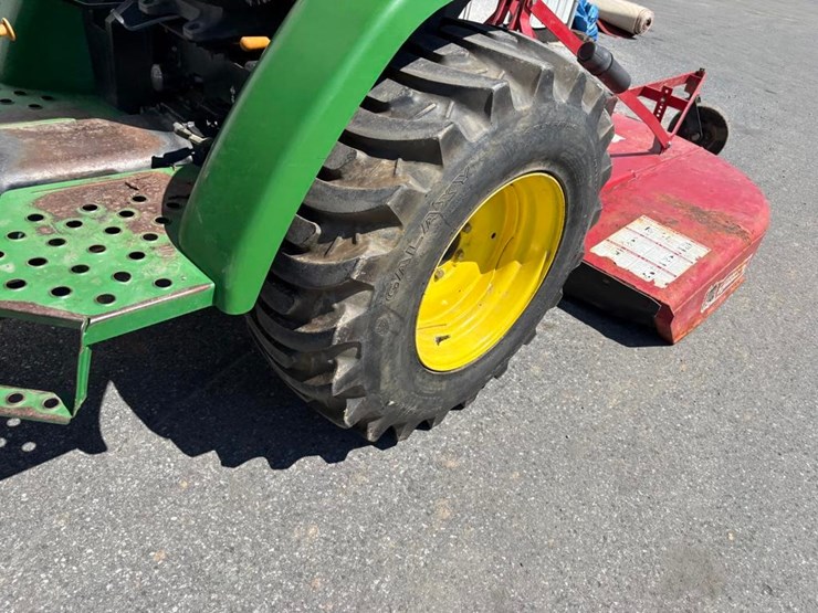 john-deere-3203-image-15