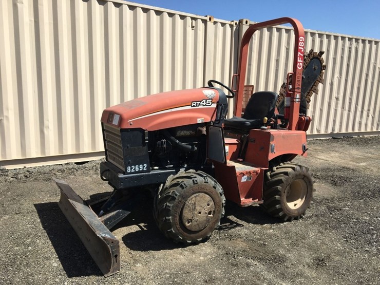 2013-ditch-witch-rt45-image-1