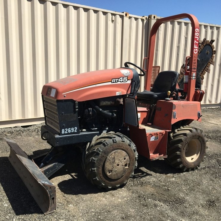 2013 DITCH WITCH RT45