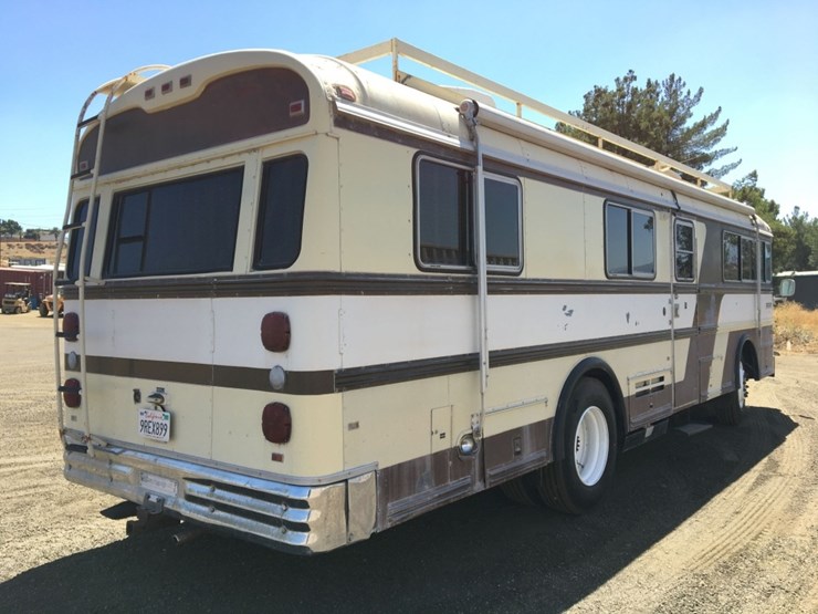 1977-blue-bird-wanderlodge-31ft-motor-home,-image-3