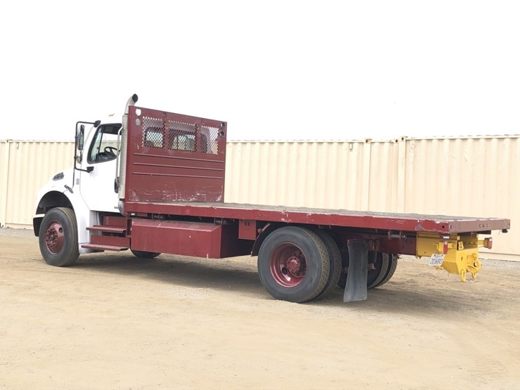 2007-freightliner-m2-flatbed-truck,-image-5