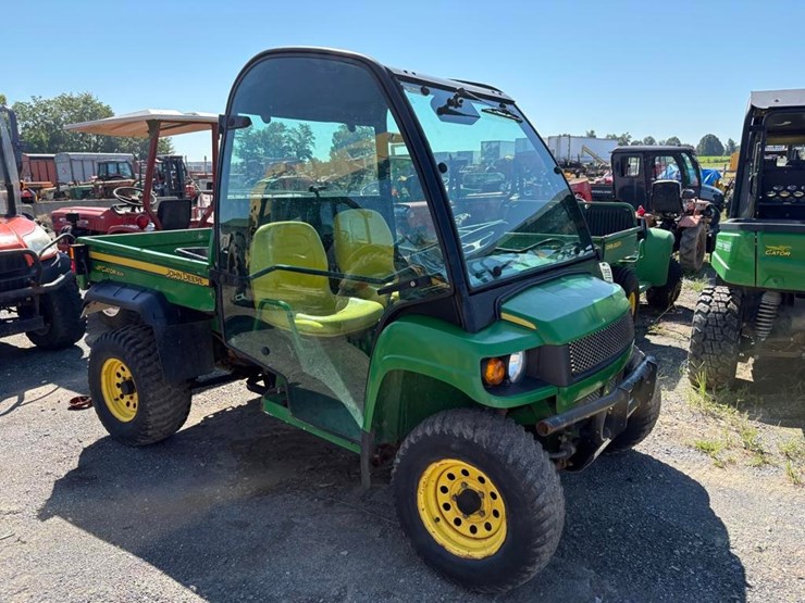 john-deere-gator-image-4