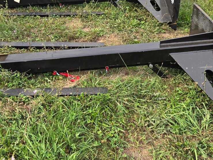 #2098-•-skid-steer-telescopic-boom-image-2