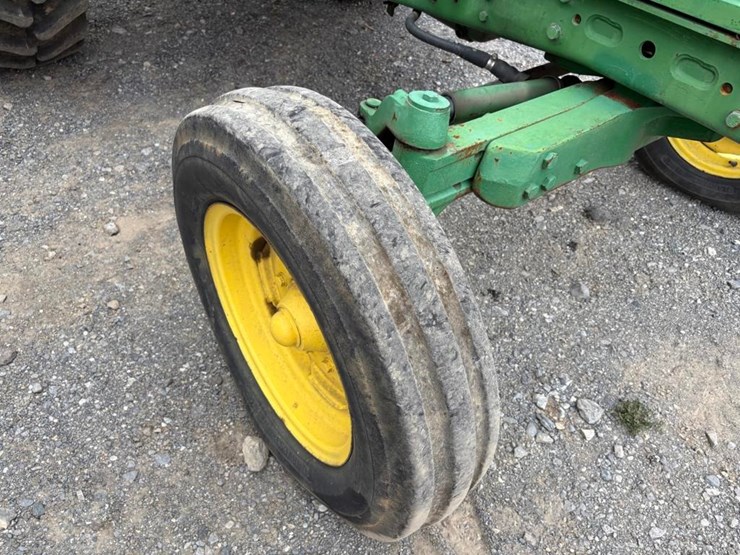 john-deere-6405-image-8
