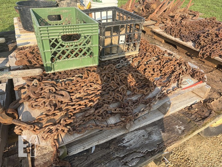 equipment-chains-image-2