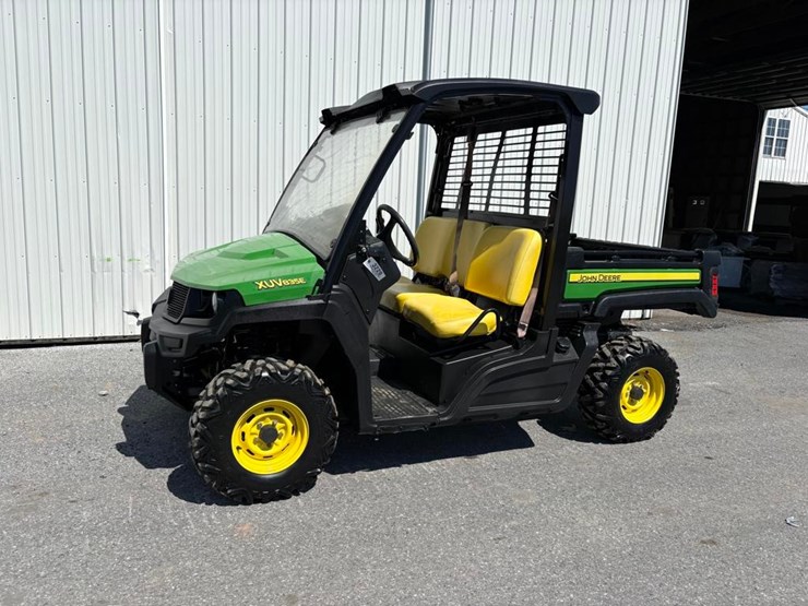 john-deere-gator-image-2