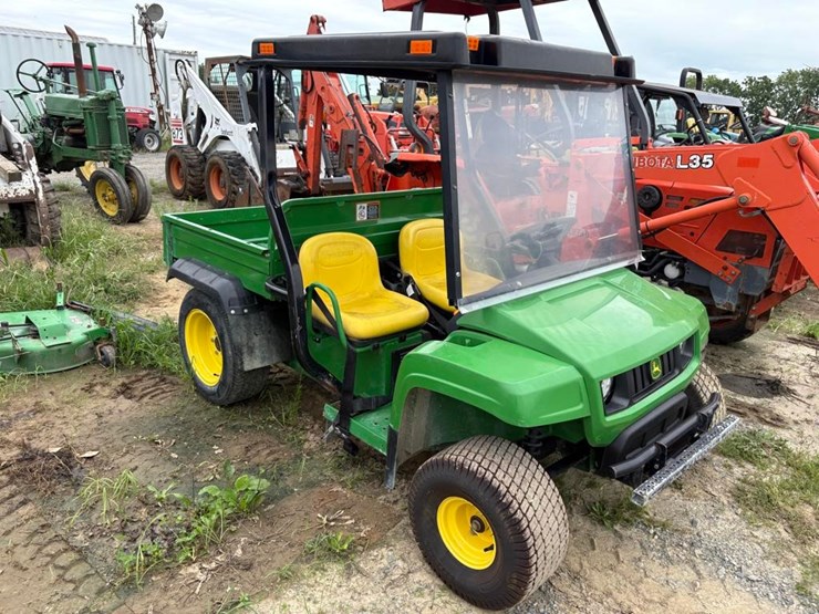 john-deere-gator-image-2