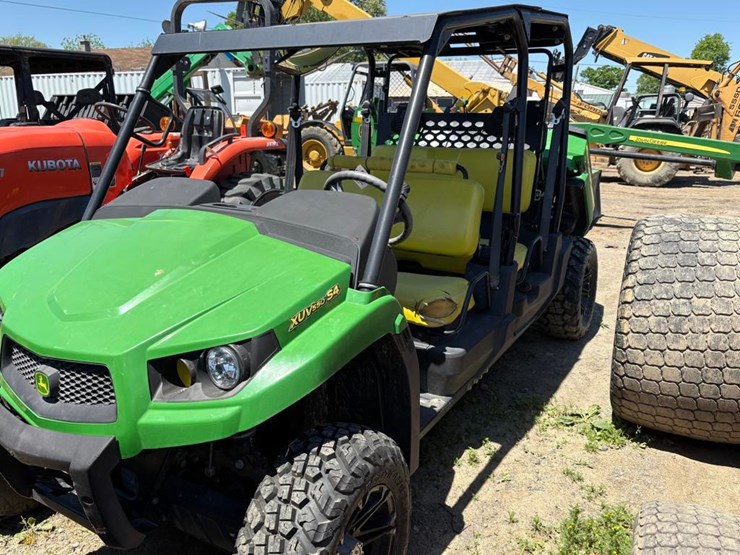 john-deere-gator-image-4