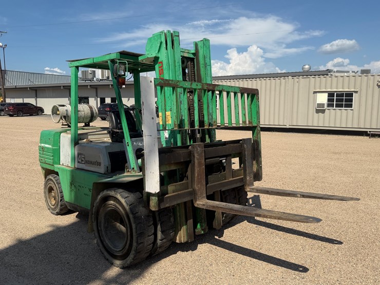 komatsu-fg45t-6-image-2