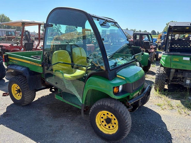 john-deere-gator-image-3
