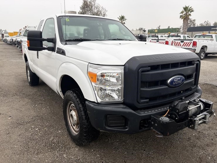 2013-ford-f250-sd-image-2