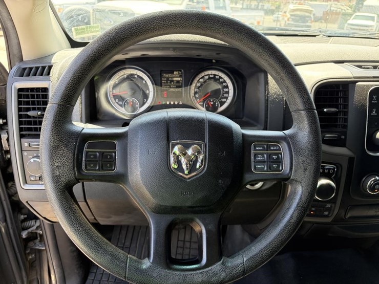 2016-dodge-ram-1500-image-13