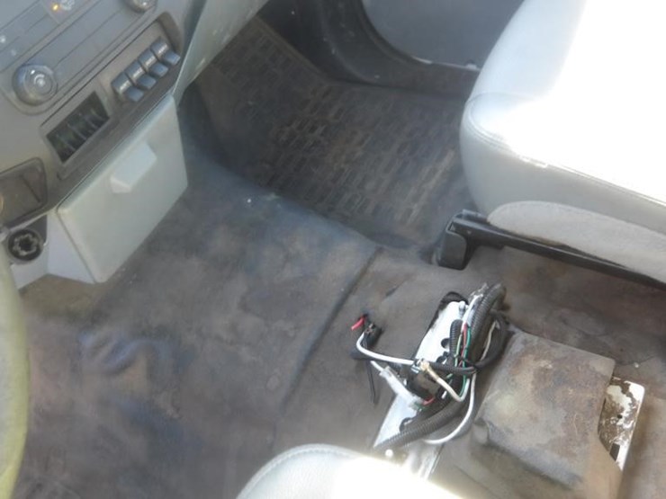 2013-ford-f250-image-21
