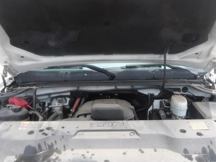 2012-chevrolet-silverado-2500-image-10