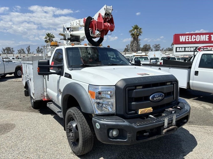 2012-ford-f550-image-2