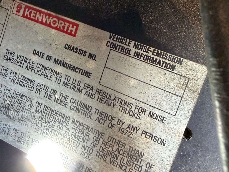 1996-kenworth-t800-image-39