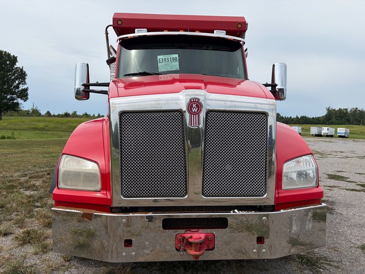 2016-kenworth-t880-image-15