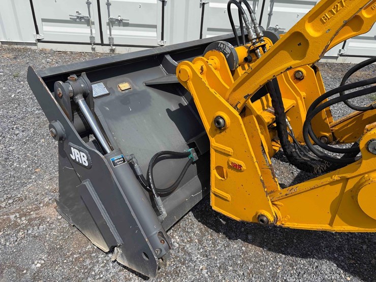 2021-case-580sn-wt-image-9