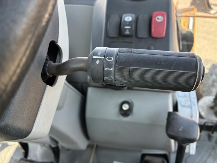 2008-caterpillar-430e-image-26