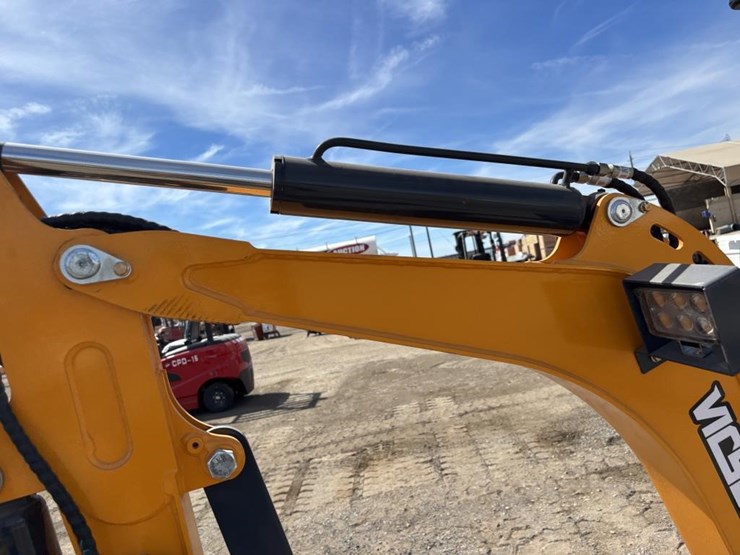 vicsec-vc20k-hydraulic-excavator-image-11