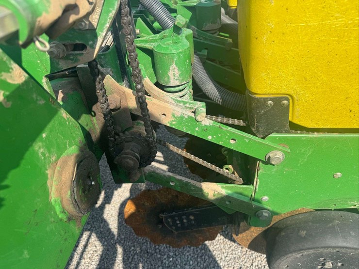 1999-john-deere-1780-image-18