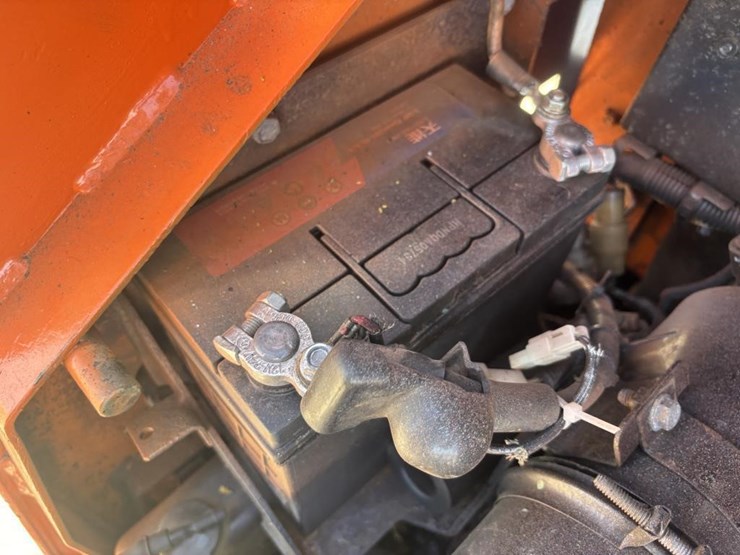 toyota-3sdk-skid-steer-loader-image-27