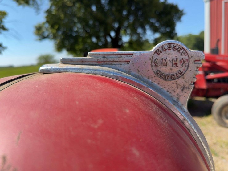 massey-harris-444-image-35