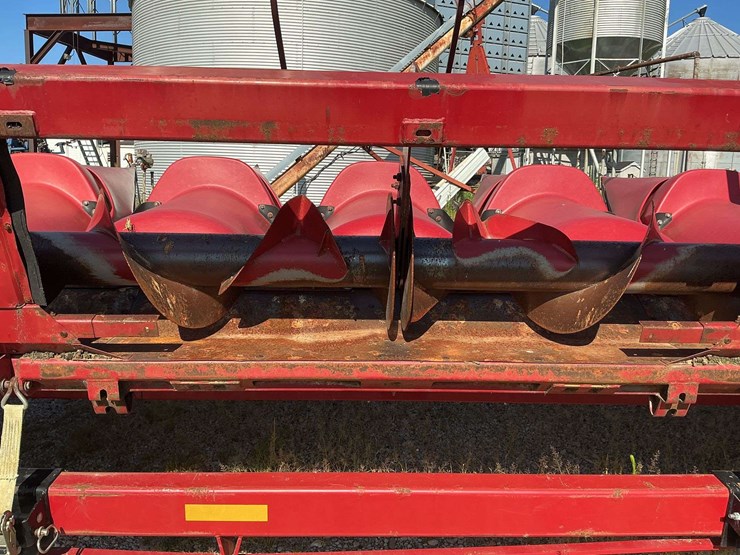 case-ih-2212-image-6