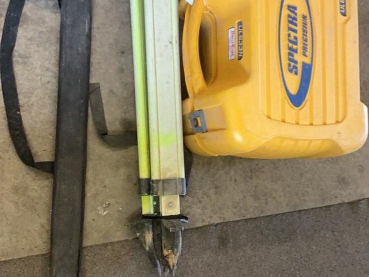 #518-•-trimble-laser-leveling-system-image-3
