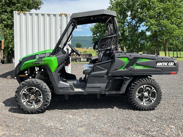 2016-arctic-cat-700-image-2