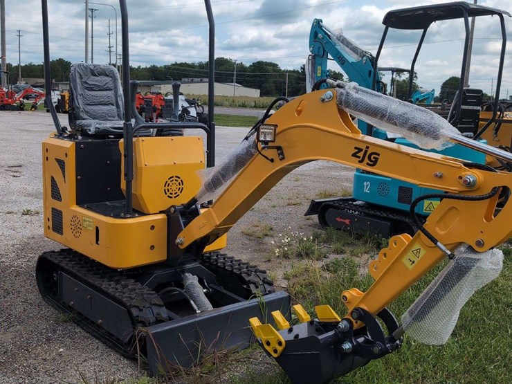 zjg-mini-excavator-zj-12-(yellow)-image-1