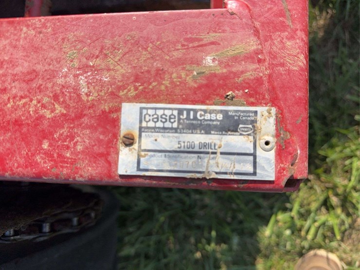 case-ih-5100-image-20